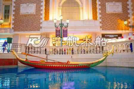 彩繪龍頭手劃船