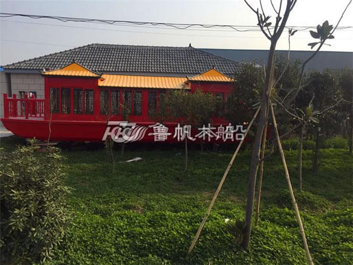 水庫(kù)觀光畫舫